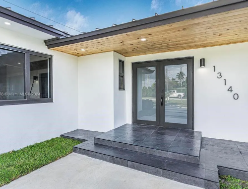 97ac37f33f48f800c67656e6a8aa5caa-uncropped_scaled_within_1536_1152