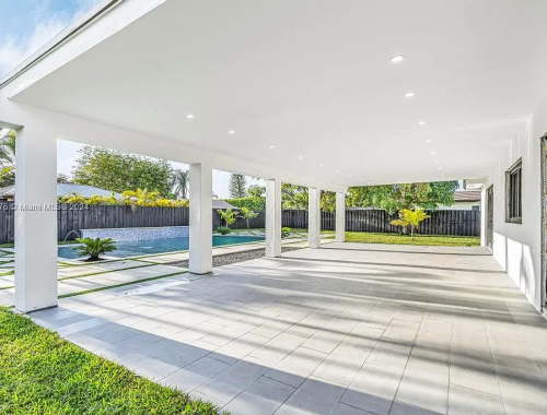 d3e0ec03745db52be32a0c711e3e6eba-uncropped_scaled_within_1536_1152