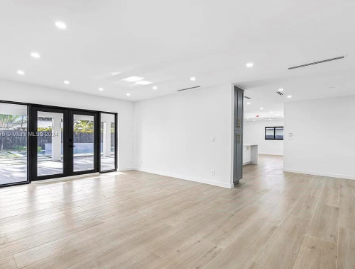 fa1efd0fcb7dd9f67319586baca4b283-uncropped_scaled_within_1536_1152